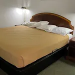 Relax Inn Altoona